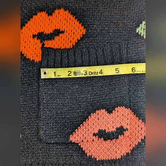 Torrid Open Front Kisses Cardigan (Torrid 00) - Picture 8 of 12